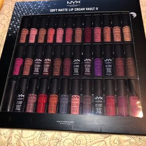 NYX matte lip cream vault II